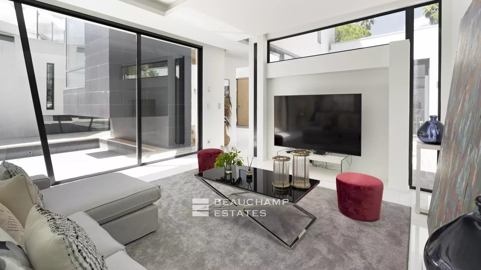 Exclusive luxury domain 8 bedrooms in Cap Tahiti, Pampelonne Exclusive luxury domain 8 bedrooms in Cap Tahiti, Pampelonne