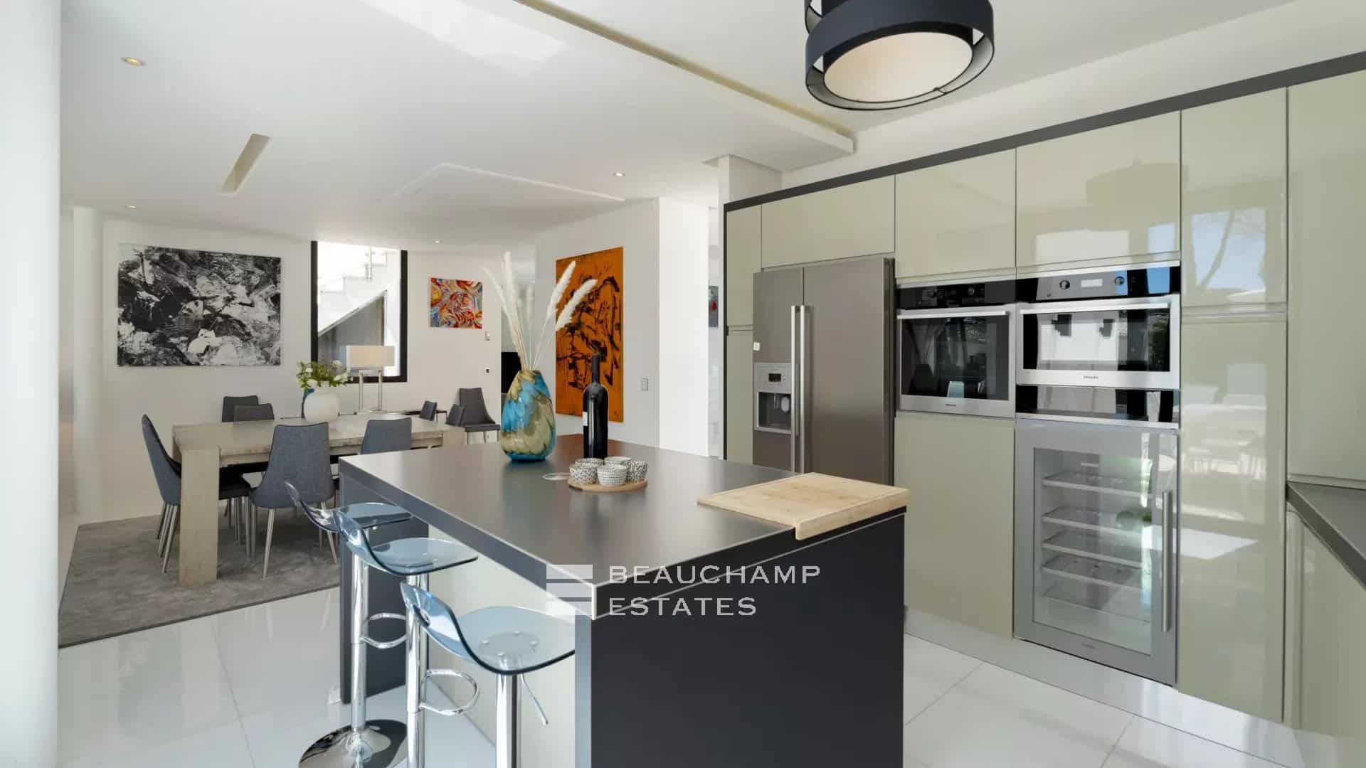 Exclusive luxury domain 8 bedrooms in Cap Tahiti, Pampelonne Exclusive luxury domain 8 bedrooms in Cap Tahiti, Pampelonne