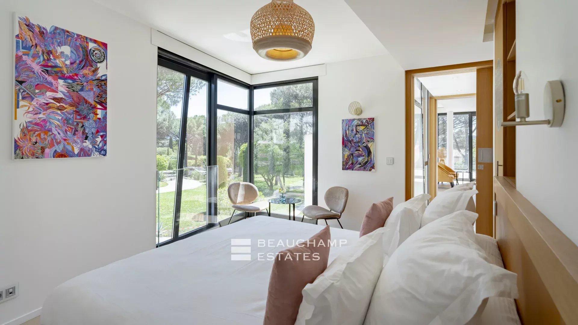 Exclusive luxury domain 8 bedrooms in Cap Tahiti, Pampelonne Exclusive luxury domain 8 bedrooms in Cap Tahiti, Pampelonne