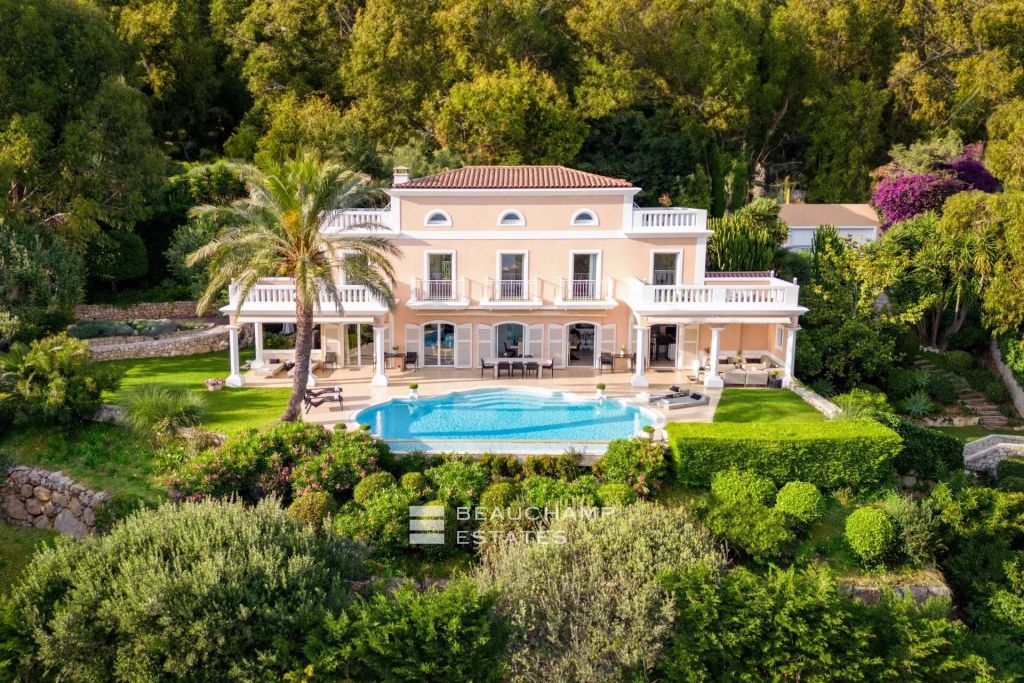 Fantastic classic villa in Cap d’Ail