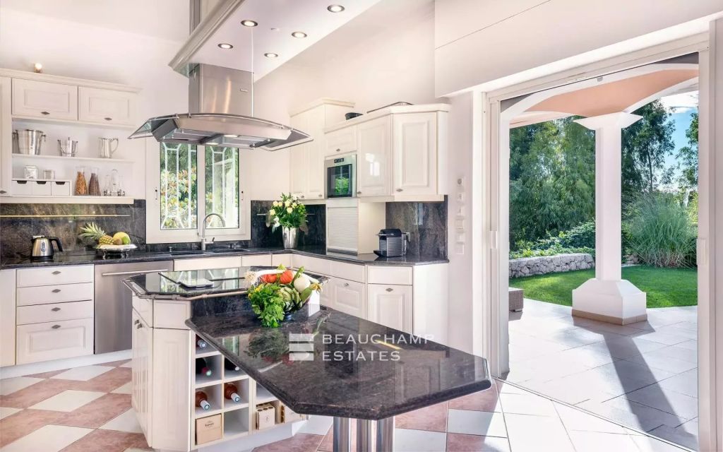Fantastic classic villa in Cap d’Ail