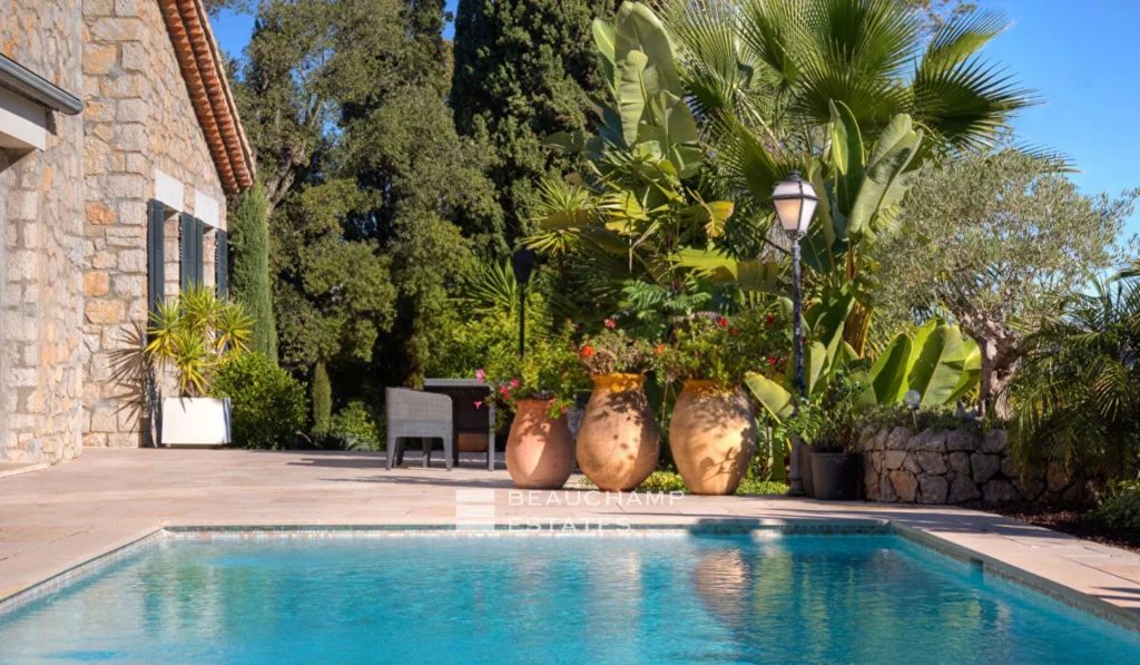 Fully Renovated Contemporary Stone Villa – Minelle Area