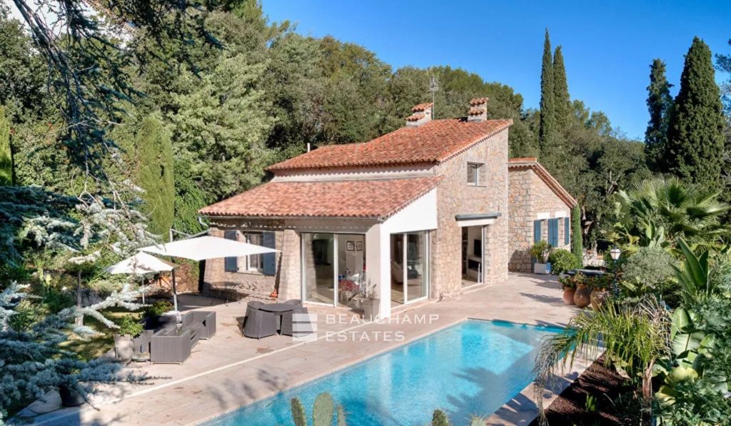 Fully Renovated Contemporary Stone Villa – Minelle Area