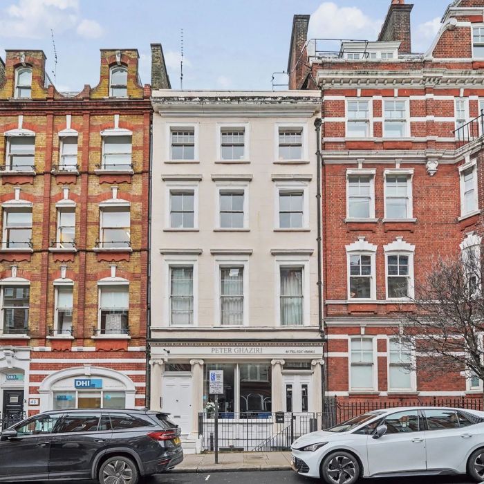 Grade II listed building near Marylebone High Street