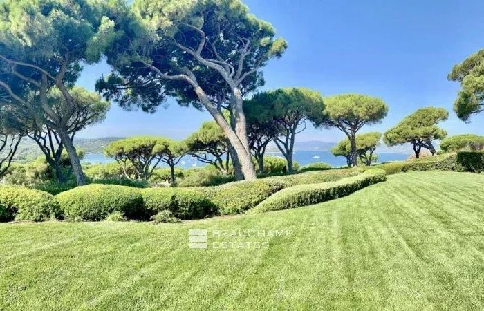 SUPERBE VUE MER – LES PARCS DE SAINT-TROPEZ