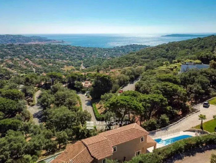 GULF OF SAINT TROPEZ – GRIMAUD – PRIVATE DOMAIN – SEA VIEW