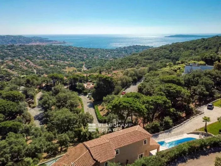 GULF OF SAINT TROPEZ – GRIMAUD – PRIVATE DOMAIN – SEA VIEW