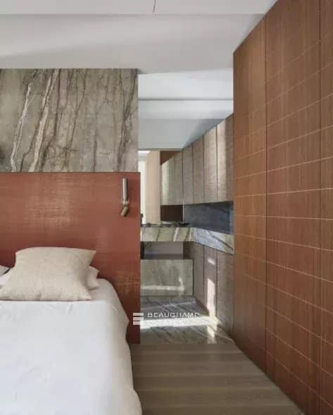 Gulf of St Tropez – Grimaud – Pieds dans l’eau