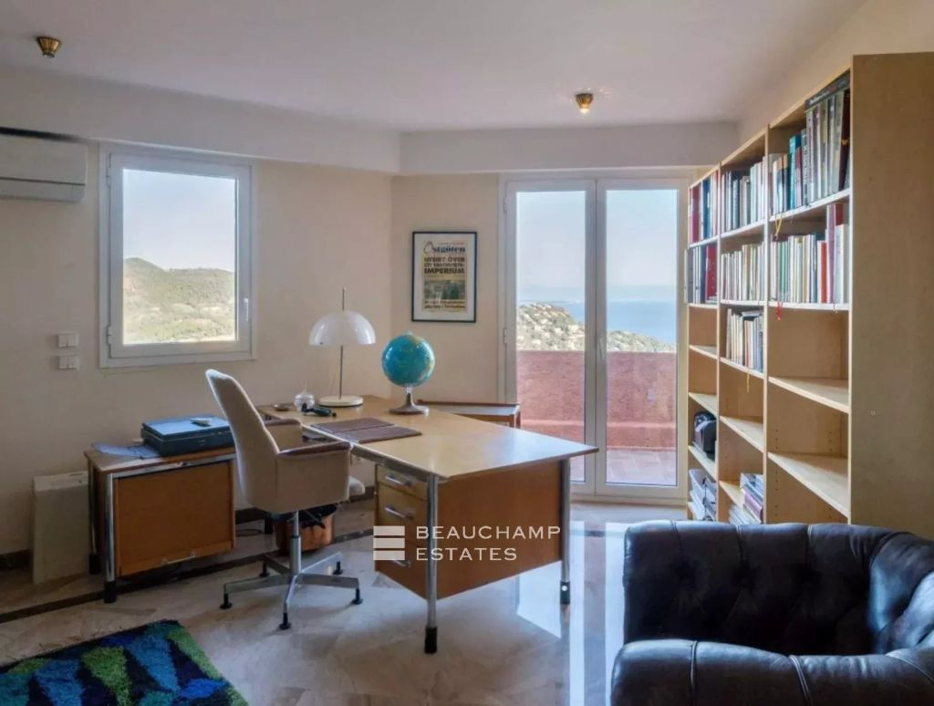 High-End Villa – Quality Features and Privileged Setting