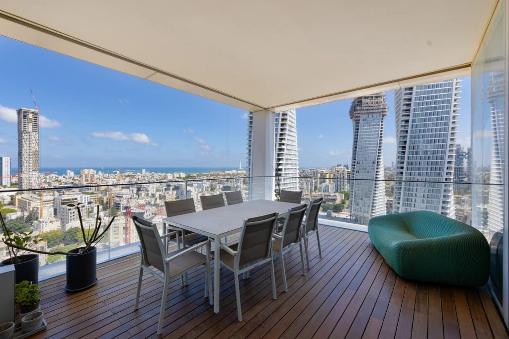 High-rise apartment in Beit Lessin Tower