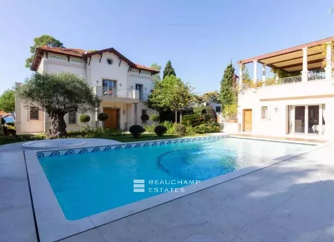 Historical seafront villa Belle Epoque