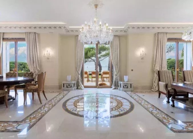 Historical seafront villa Belle Epoque