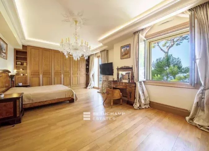 Historical seafront villa Belle Epoque