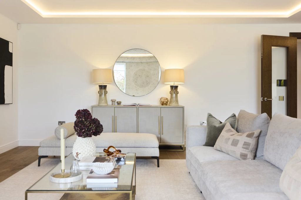 Interior designed, three bedroom apartment with superb views and concierge in Notting Hill.