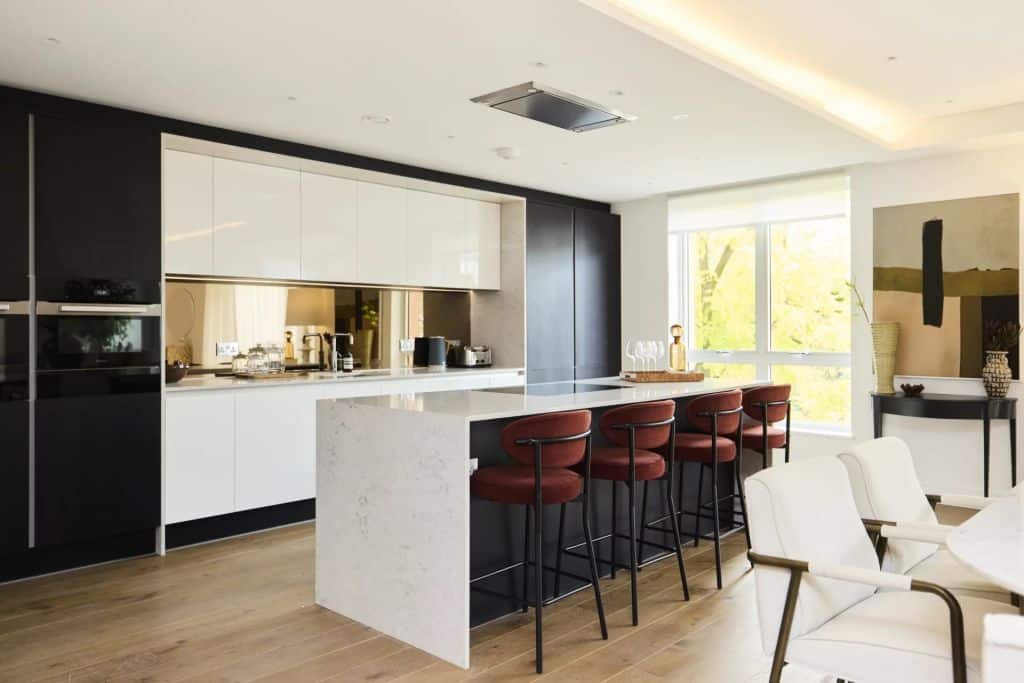Interior designed, three bedroom apartment with superb views and concierge in Notting Hill.