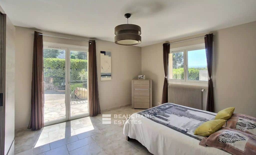 Jolie maison dans un domaine fermé