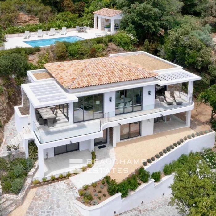 La Croix-Valmer – Contemporary 4-bedroom villa