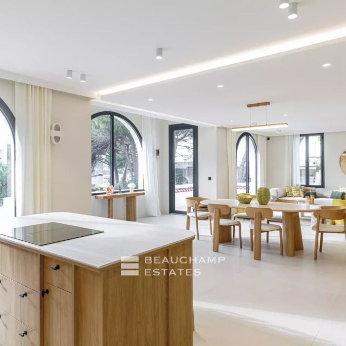Contemporary 4-Bedroom Villa with Indoor Swimming Pool – Cannes