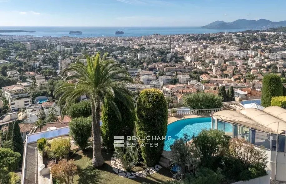 Le Cannet – Rooftop villa with private garden