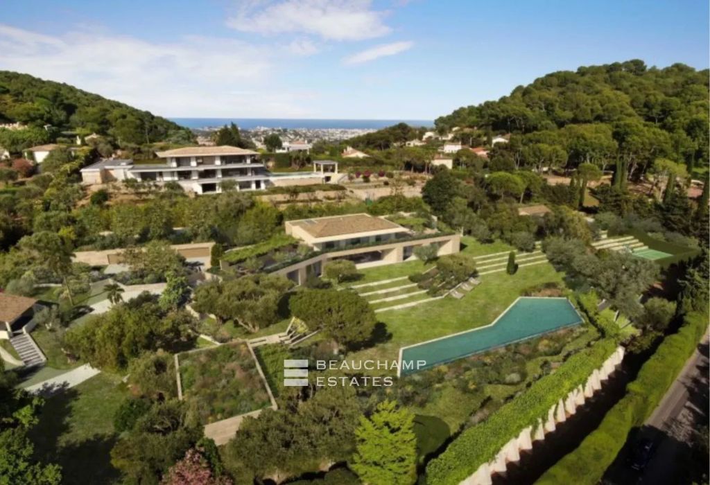 Le Cannet – Villa with panoramic Seaview