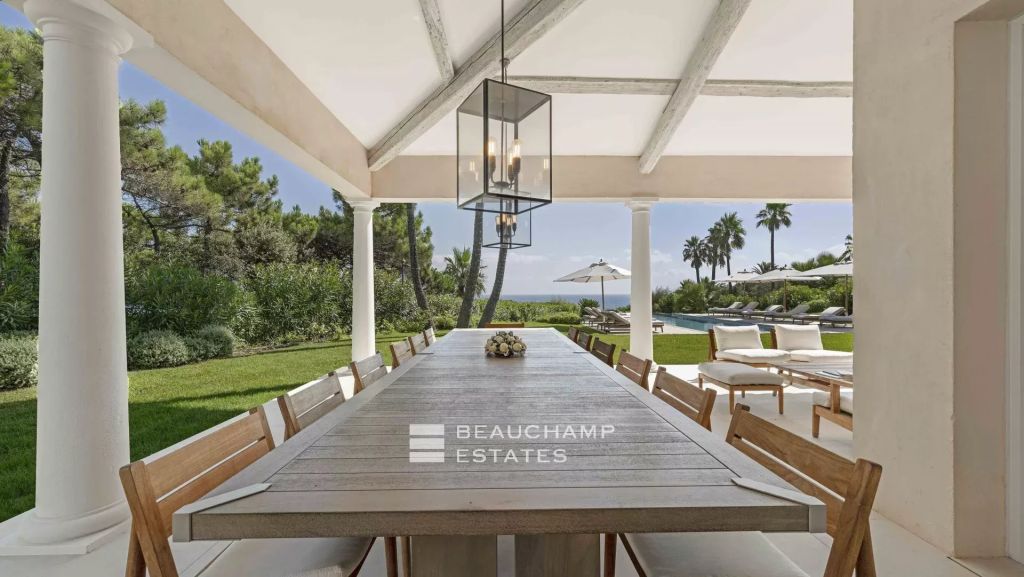 Luxury exceptional property with panoramic views over Pampelonne Beach