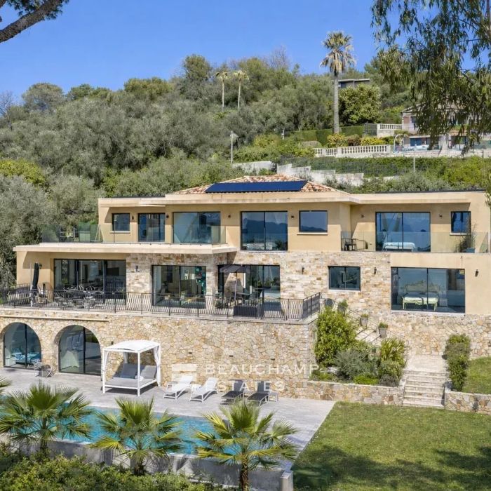 Magnificent contemporary villa with sea view- Mougins
