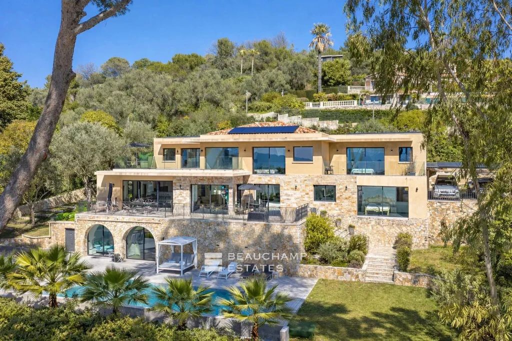 Magnificent contemporary villa with sea view- Mougins