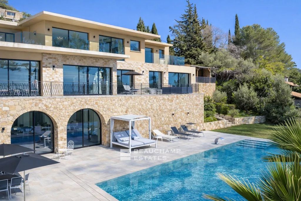 Magnificent contemporary villa with sea view- Mougins
