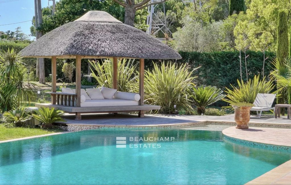 Magnificent property in the heart of one of the most sought-after areas of Mougins
