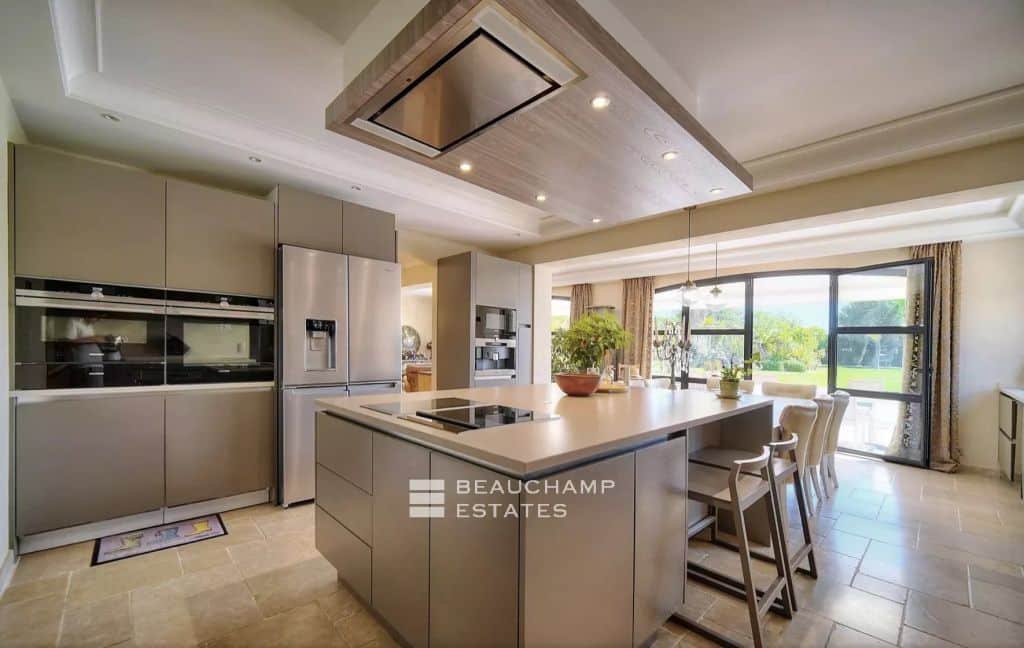 Magnificent property in the heart of one of the most sought-after areas of Mougins