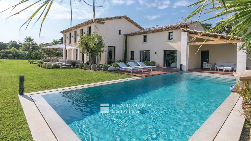 Magnificent Villa in a Private Domain