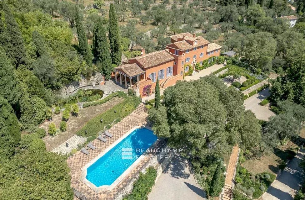 Majestuous Provencal Residence