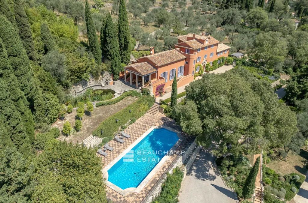 Majestuous Provencal Residence