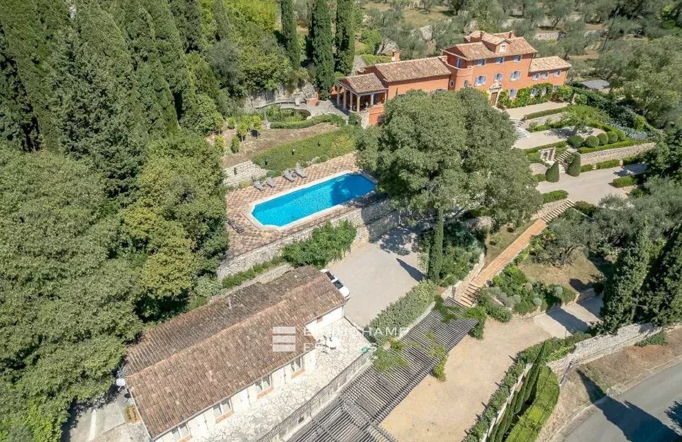 Majestuous Provencal Residence