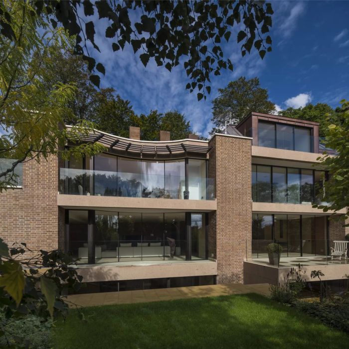 Minimalist Designed Home in Hampstead