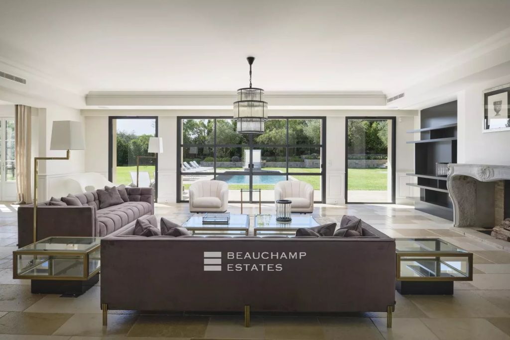 Modern 5-Bedroom Bastide – Mougins