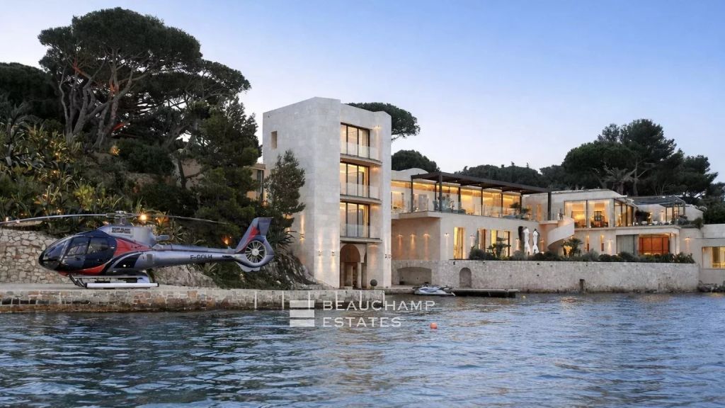 Most exclusive prestigious luxury villa in Saint-Tropez