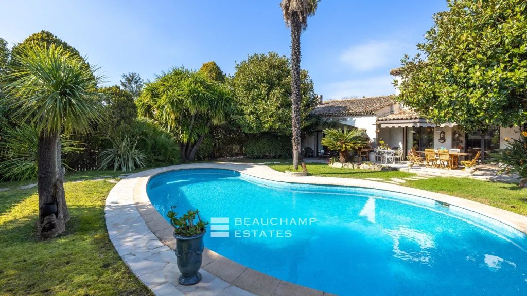 4-bedroom Provençal villa – Mougins, Cabrières