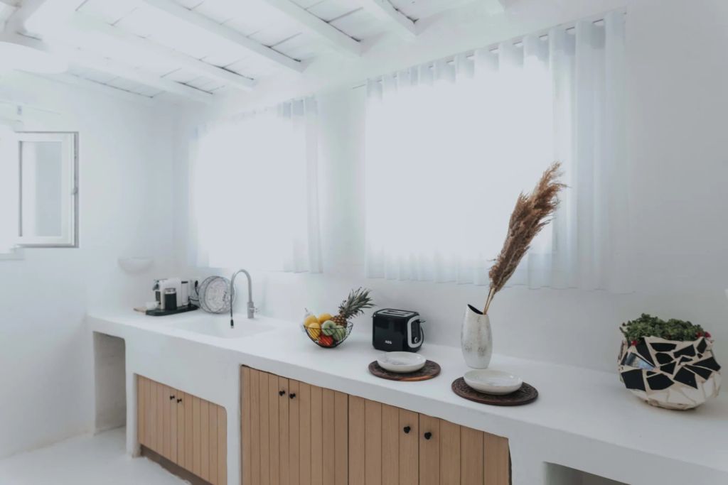 Mystic Estate | Affords panoramic vistas of the sunset and Aegean Sea