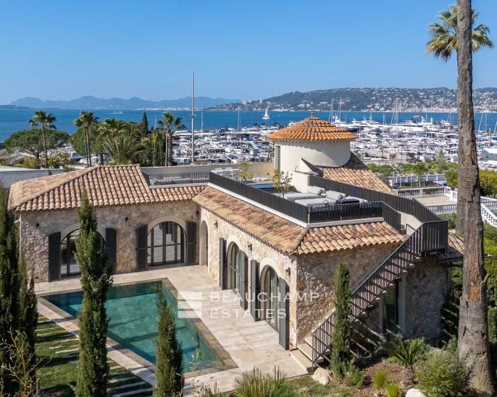 Contemporary villa with panoramic sea view – Cap d’Antibes