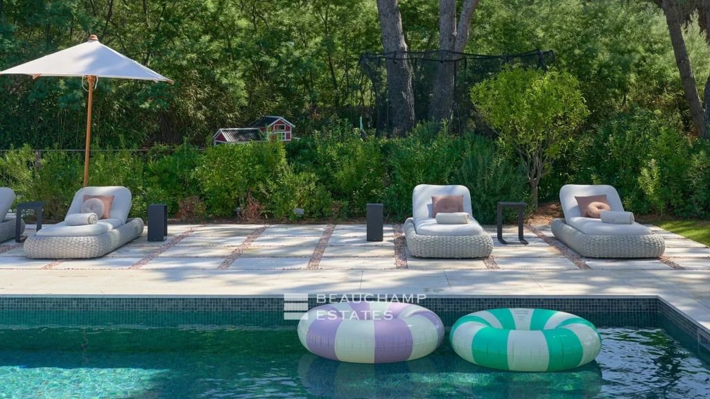 New property walking distance from Pampelonne beach