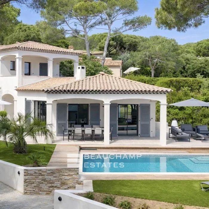 Newly built villa within walking distance of Plage des Salins, ideally located near the heart of Saint-Tropez