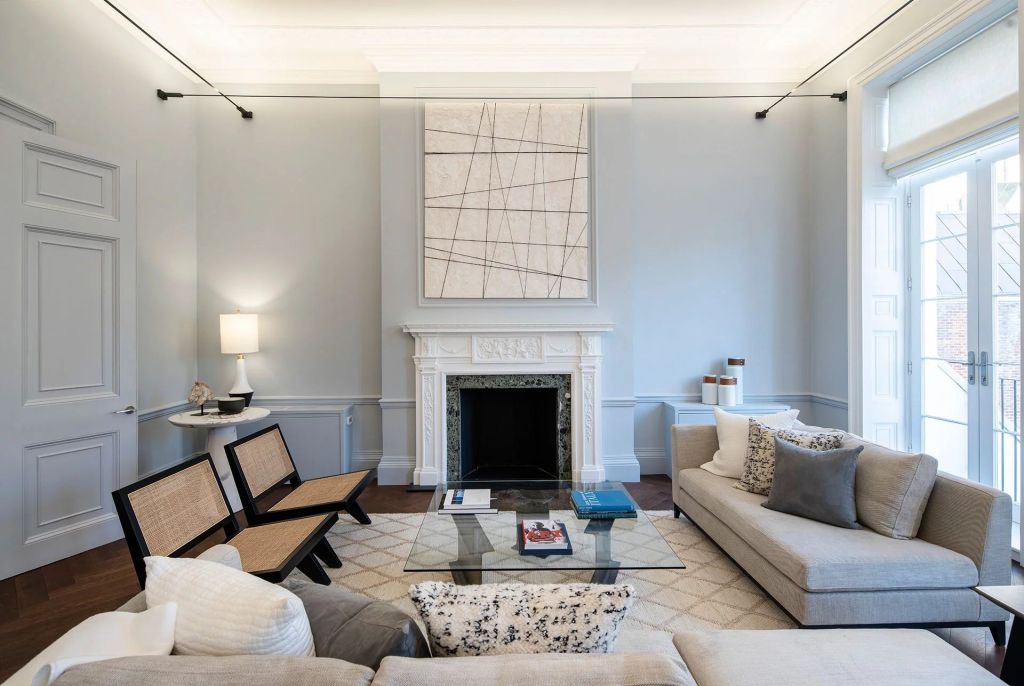 One-bedroom apartment of approximately 1,014 sq ft (94.2 sq m) in Marylebone with multiple Terraces