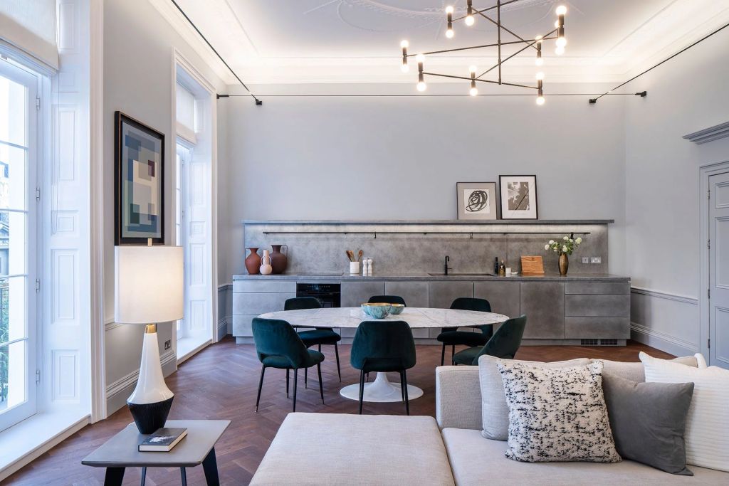 One-bedroom apartment of approximately 1,014 sq ft (94.2 sq m) in Marylebone with multiple Terraces