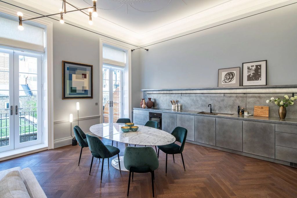 One-bedroom apartment of approximately 1,014 sq ft (94.2 sq m) in Marylebone with multiple Terraces
