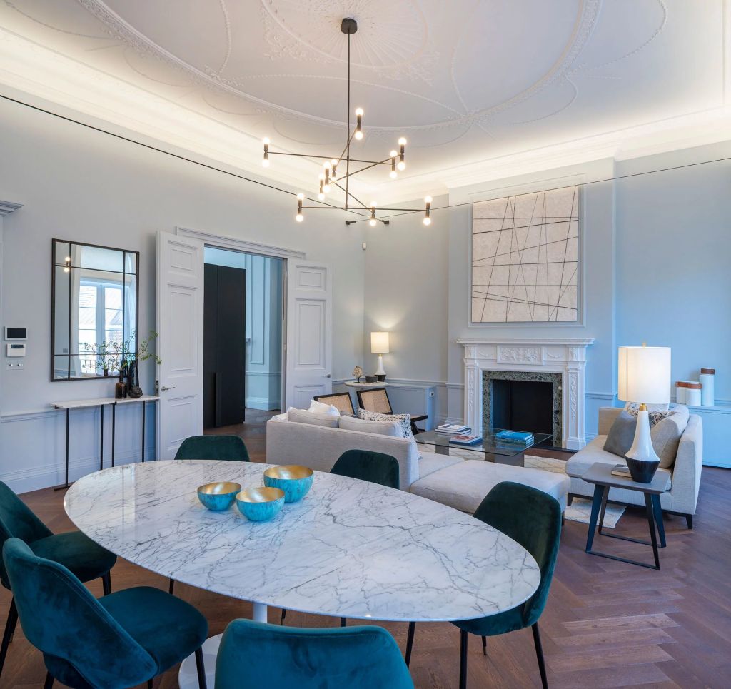 One-bedroom apartment of approximately 1,014 sq ft (94.2 sq m) in Marylebone with multiple Terraces