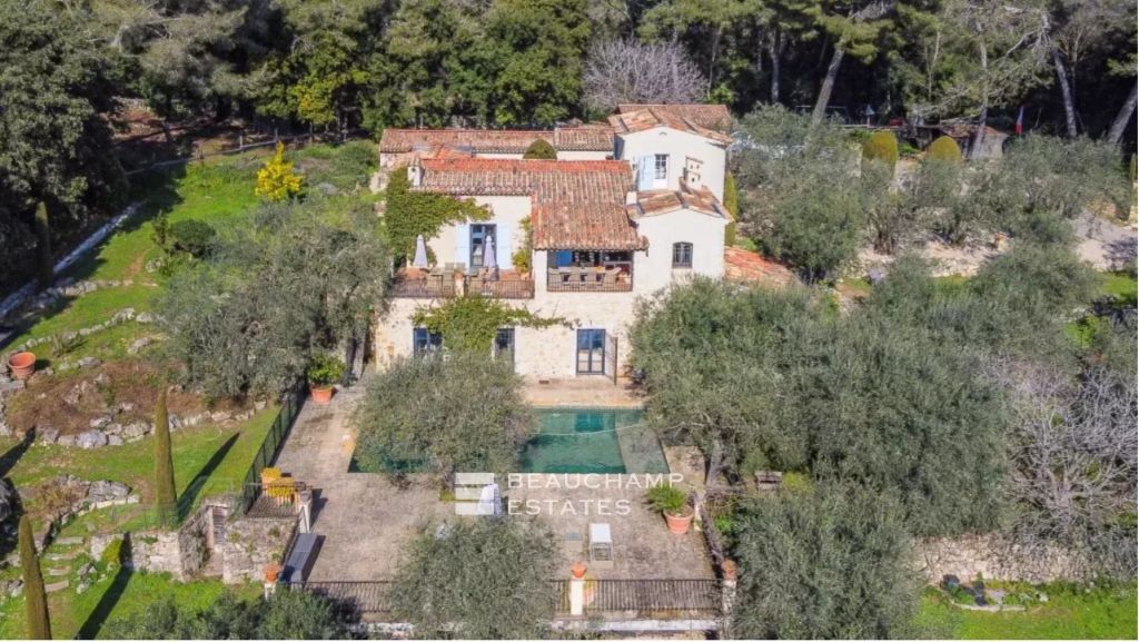 OPIO VALBONNE – THE CHARM OF AUTHENTICITY