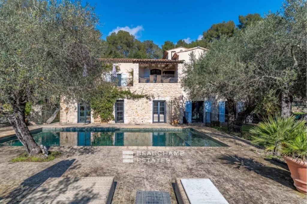 OPIO VALBONNE – THE CHARM OF AUTHENTICITY