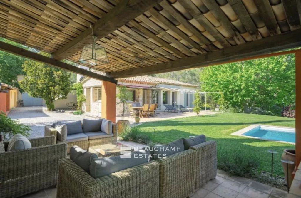 Panoramic Views & Timeless Charm – Beautiful Provençal Home in the Heart of Fayence