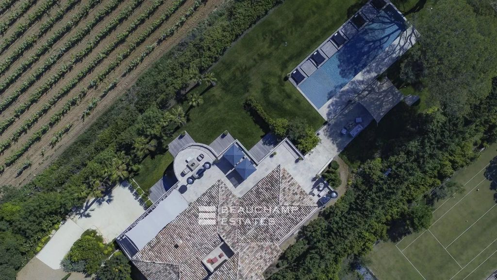 Prestigious Villa Overlooking Pampelonne Bay – Ultimate Luxury in Saint-Tropez